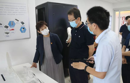 省市发改委高技术处党支部来67381cm.顶级游戏信息开展党建交流活动